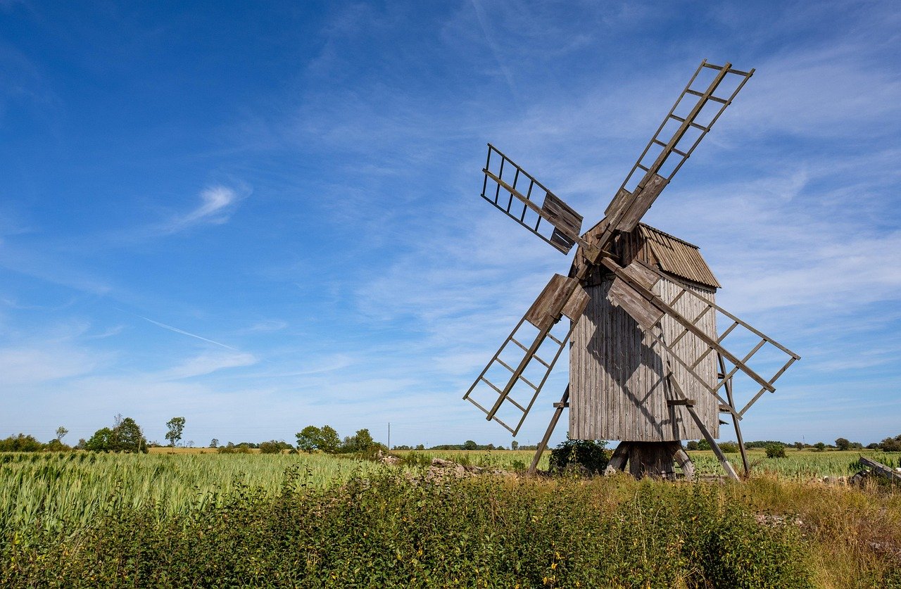 Öland by Car: A Complete Guide to Sweden's Island of Sun, Wind & Windmills